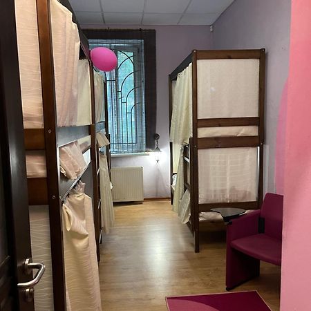 Ararat-Podol Hostel Kiev Exterior foto