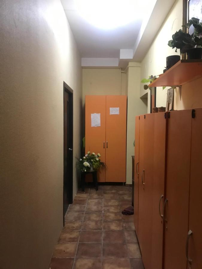 Ararat-Podol Hostel Kiev Exterior foto