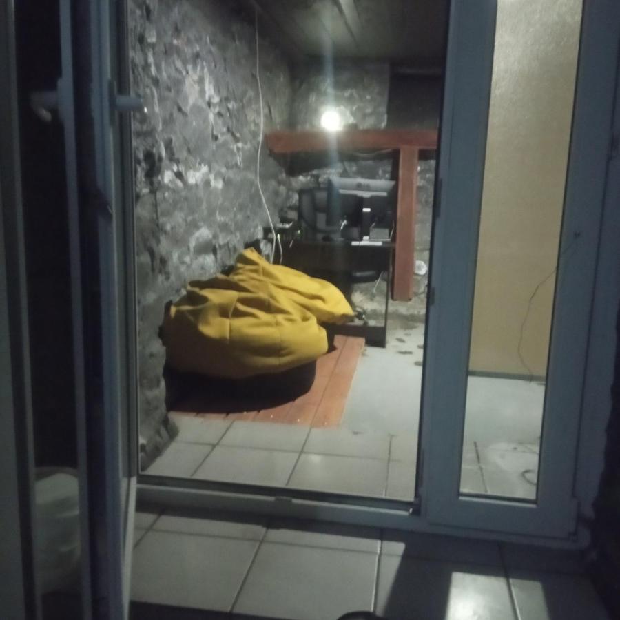 Ararat-Podol Hostel Kiev Exterior foto
